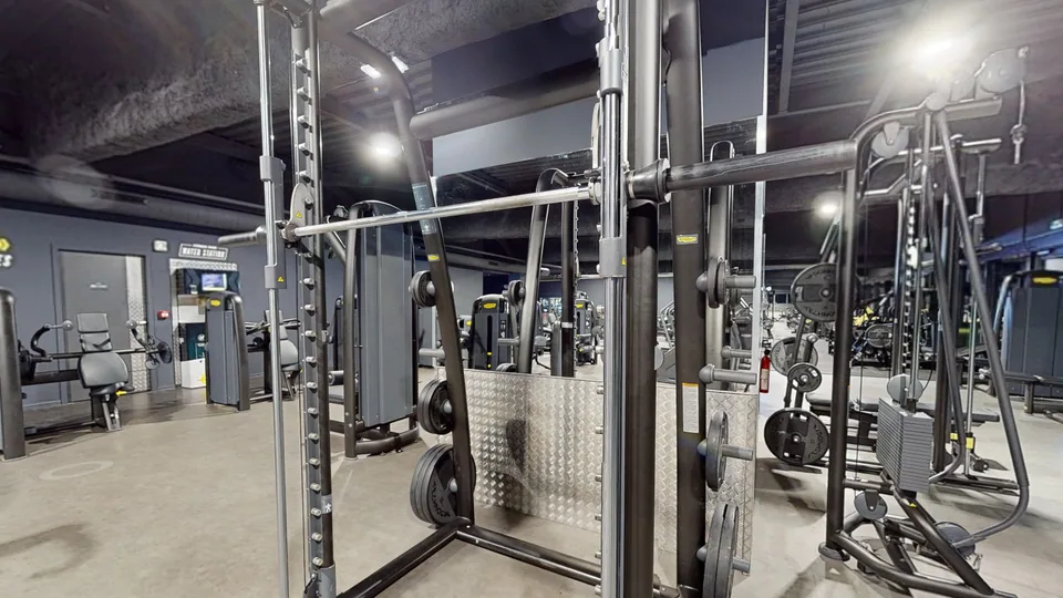 Smith Machine - Fitness Park Montpellier Vendargues