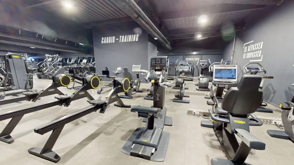 Vélo à bras ou ergomètre - Fitness Park Montpellier Vendargues