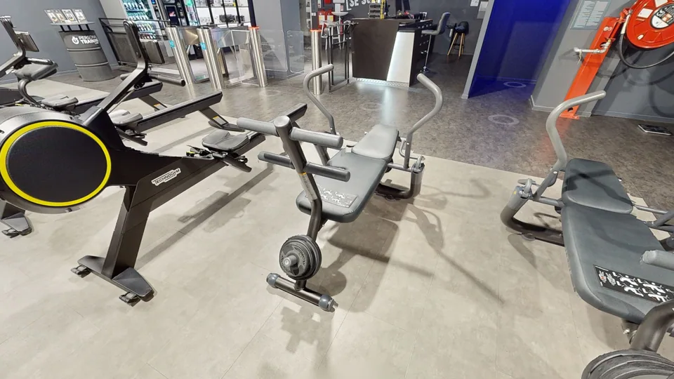 Banc de musculation pour abdominaux - Fitness Park Montpellier Vendargues