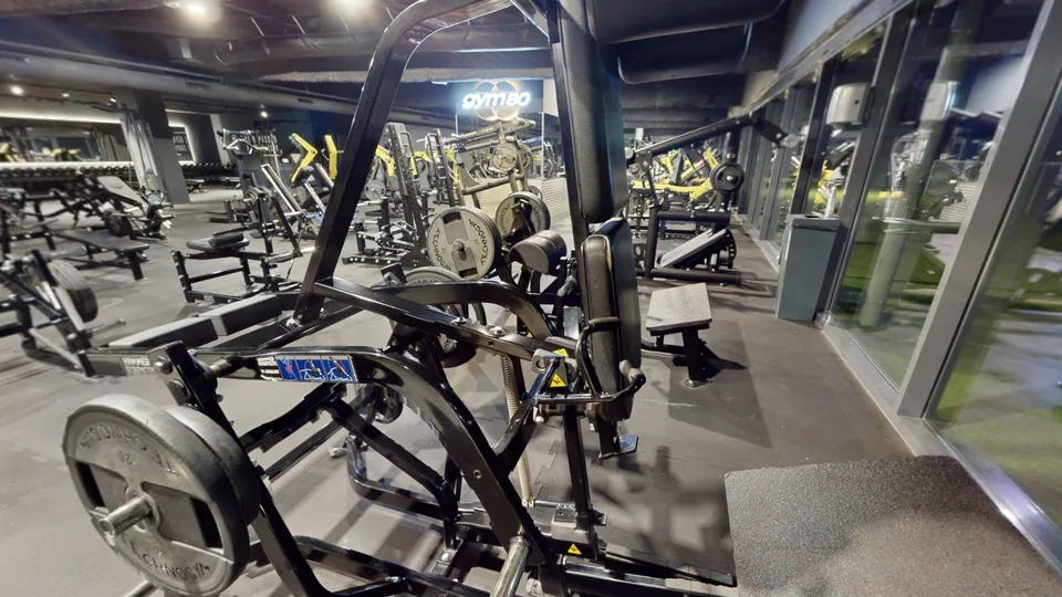 V-Squat - Fitness Park Montpellier Vendargues