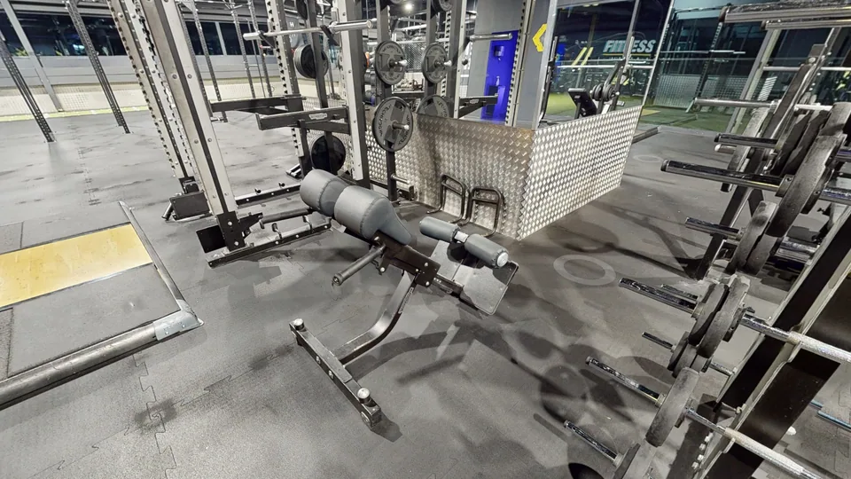 Glute Ham Developer - Fitness Park Montpellier Vendargues
