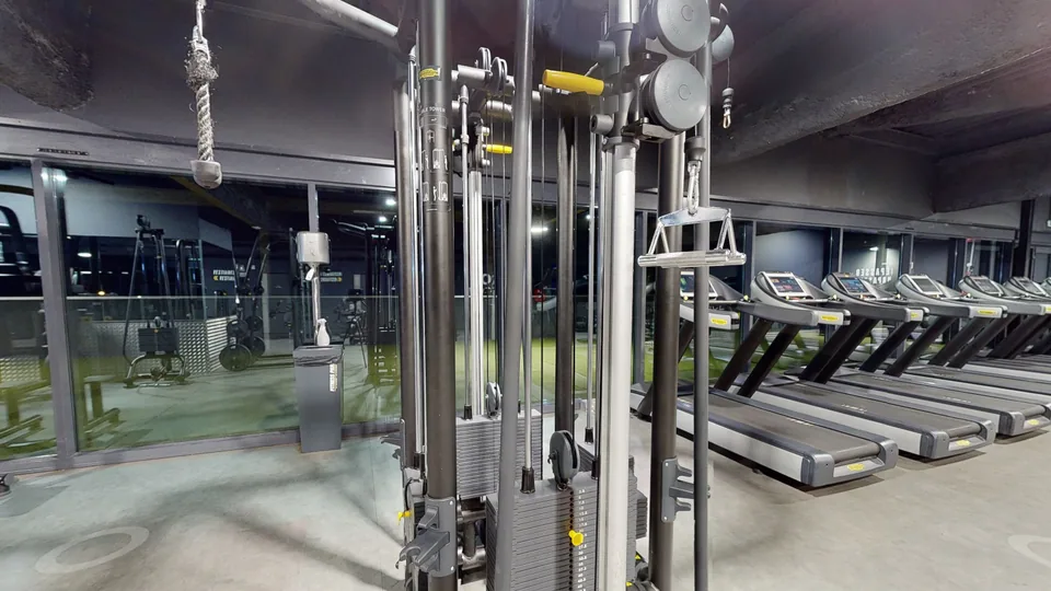 Station poulie 4 têtes - Fitness Park Montpellier Vendargues