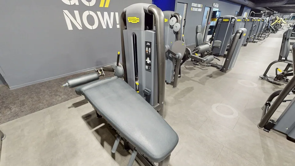 Prone Leg Curl - Fitness Park Montpellier Vendargues